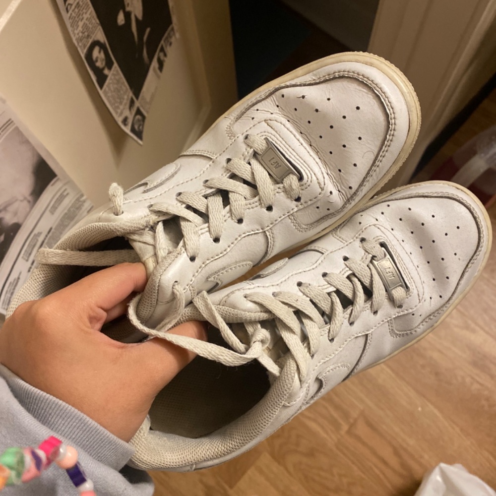 Air Force 1’s - Picture 2 of 7